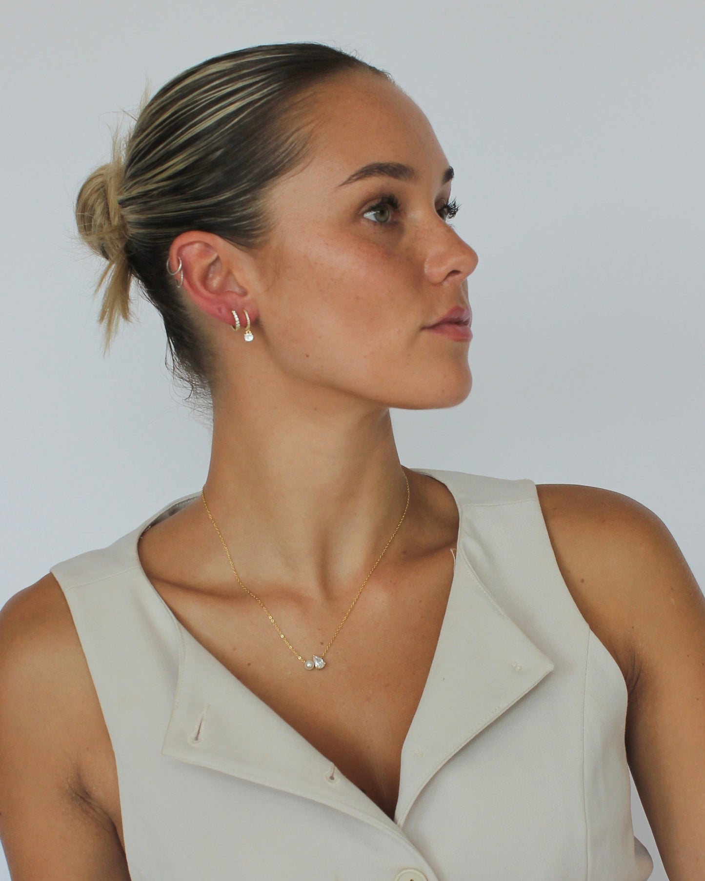 Estelle Hoops